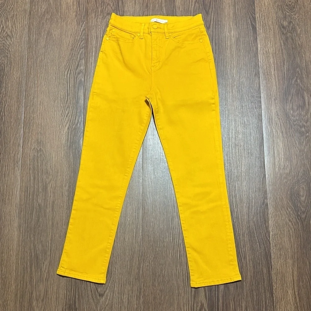 🔥🔥🔥Tory Burch Yellow Skinny Jeans Vibrant Style Size: 27🔥🔥🔥